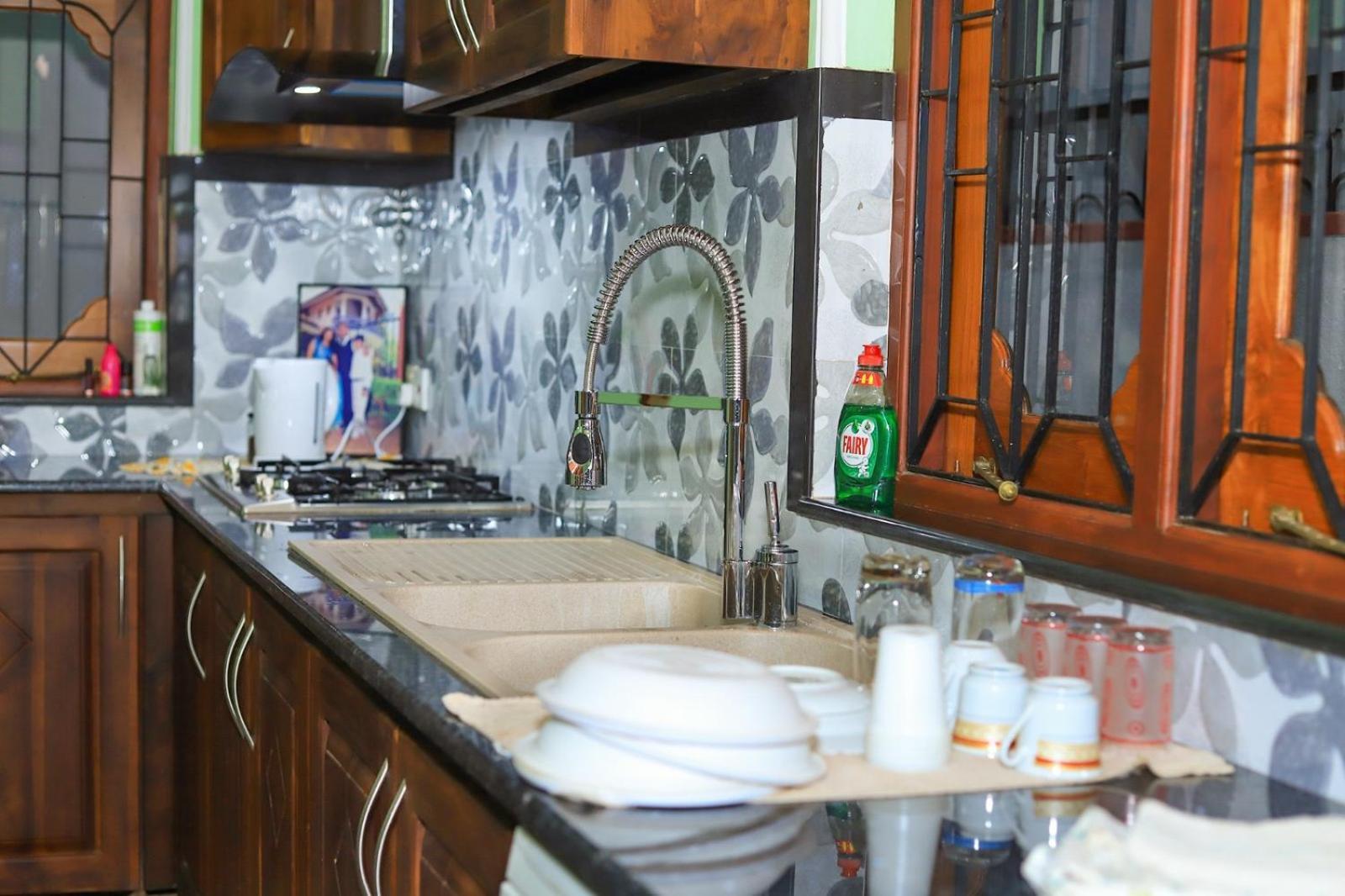 Shara Luxury Holiday Home Marawila Extérieur photo