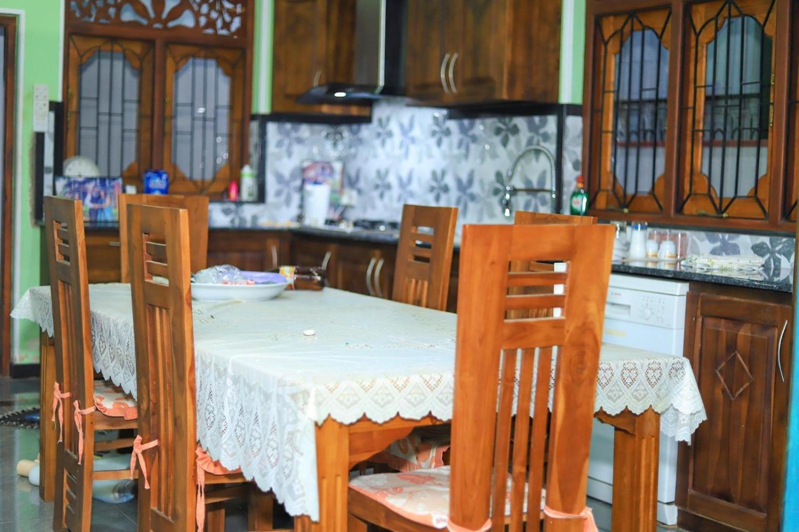 Shara Luxury Holiday Home Marawila Extérieur photo